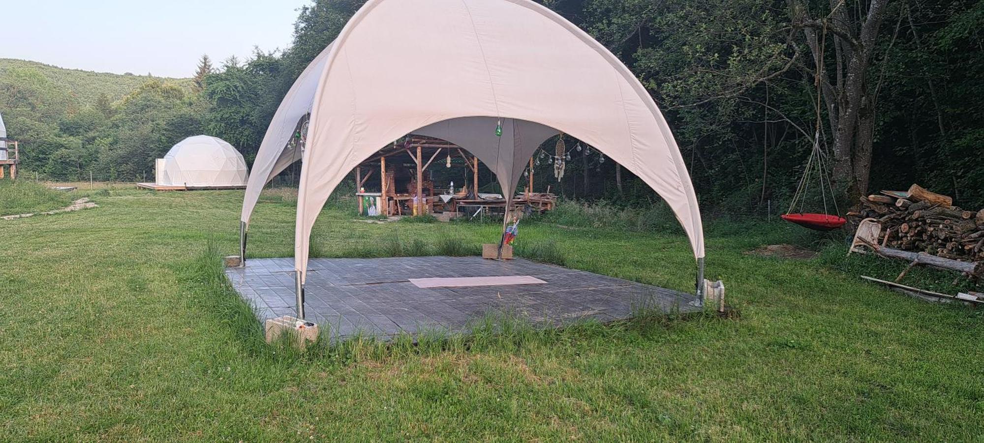 Forest Glamping Braşov Esterno foto